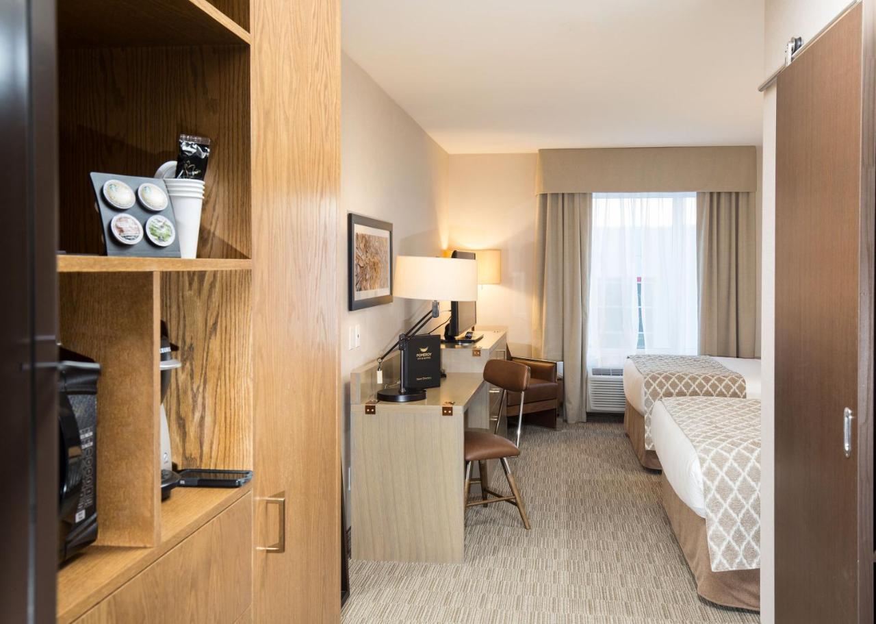 Pomeroy Inn & Suites Prince George Exteriér fotografie
